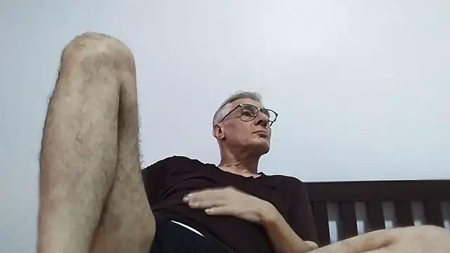 BIGUNCUTHARDCOCK webcam