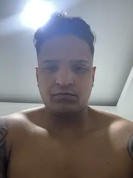 master_leather webcam