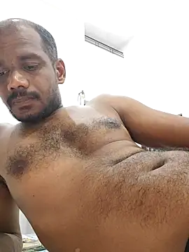 Daddyishere_19 webcam