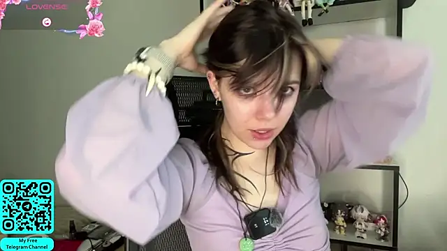 MadalynNosel webcam