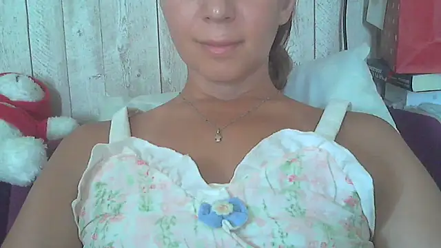 Bella--White webcam