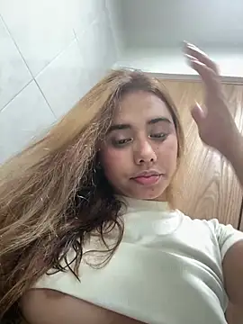 Issie_01 webcam