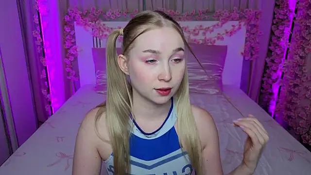 LilyStarlight webcam