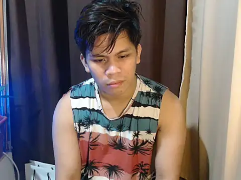 cumwhat_me (M young) - PRIVATE PLAYDILDO AND CUMSHOW