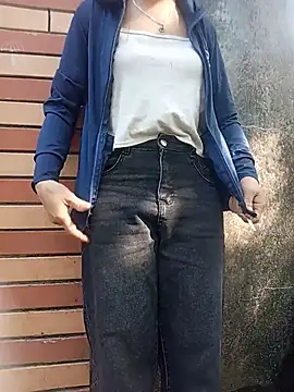 Heryy_xx webcam