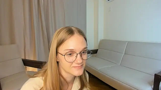 femmantis - FemMantis's free webcam - UK Sex Cams