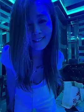 okgirl_23 live cam on StripChat