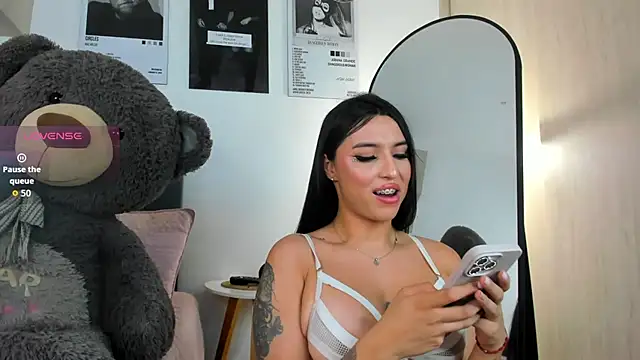 hollyprincess_2 (T young) - oil in ur fat ass