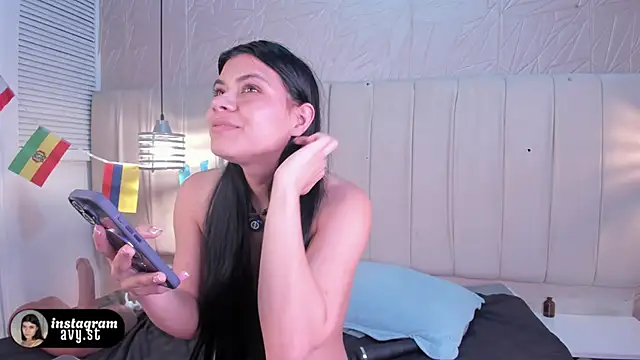 avy_st live cam on StripChat