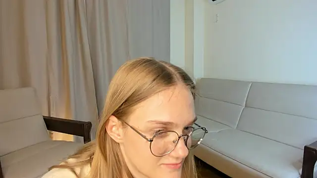 FemMantis webcam