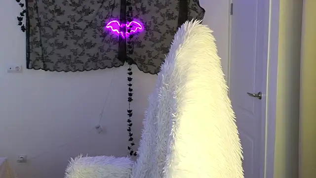 LilithMadden webcam