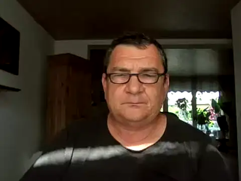 Nobbie444 live cam on StripChat