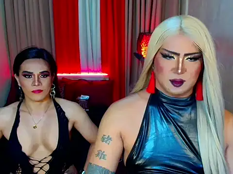 Wildest_Slave_Huntress webcam