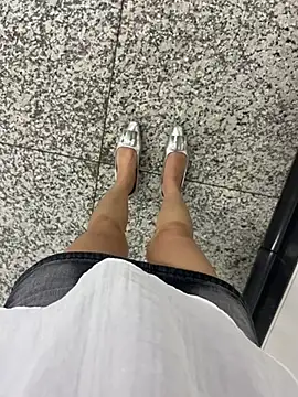 yimisun01 live sex cam