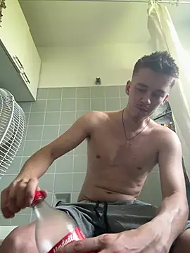 Toyjungee webcam
