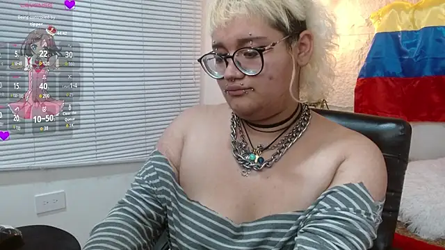 Echypyon_ live cam on StripChat
