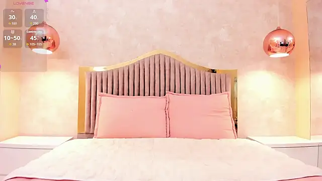 Pinkceeleste webcam