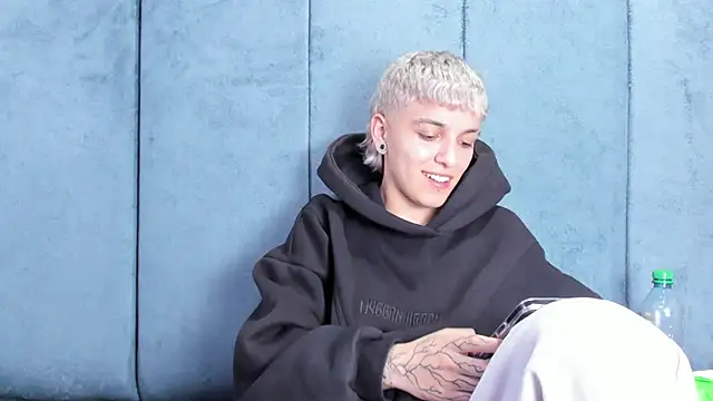 Megan_Thompson_ webcam