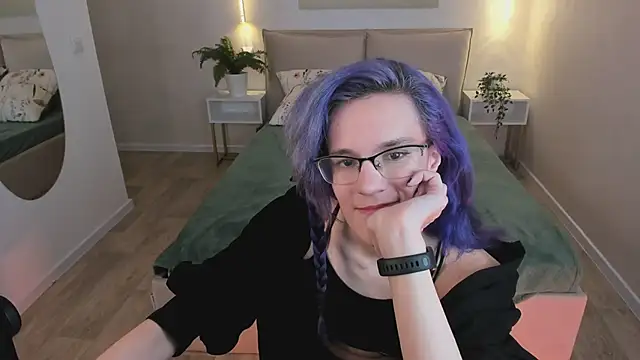 Watch AuraLaunni live on EroticFlix - High definition streams