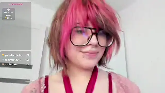 VerniceEngelking live cam on StripChat