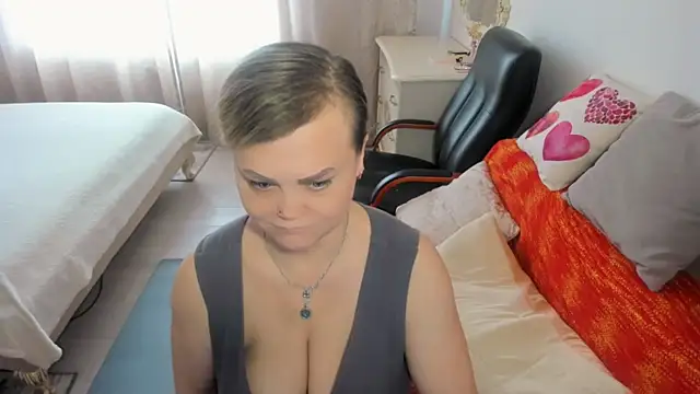 MildMature webcam