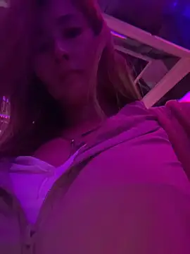 okgirl_23 webcam
