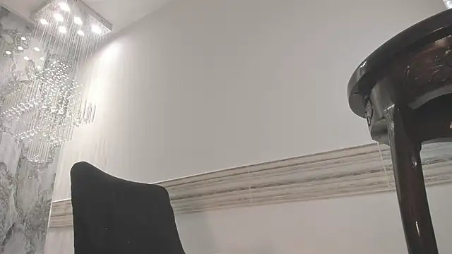 Celora - Trans webcam sex chat