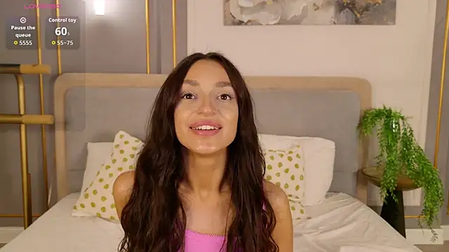 adoracortes - AdoraCortes's free webcam - UK Sex Cams