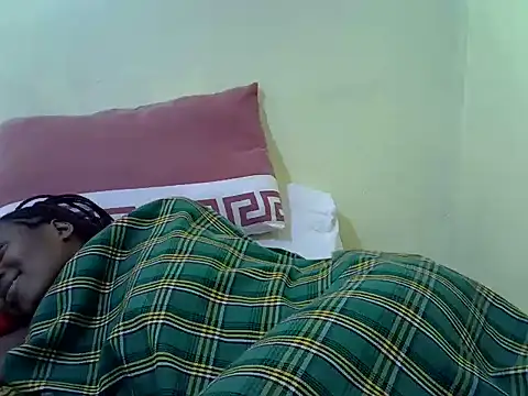 lilmomaa webcam