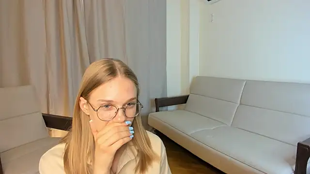 FemMantis live cam on StripChat