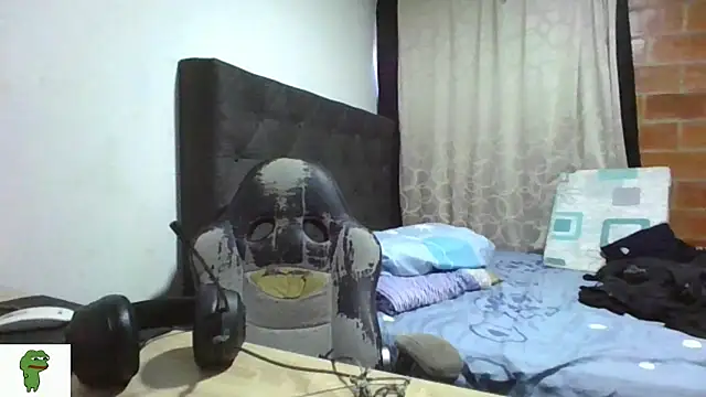 coolfriki webcam