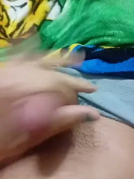 hotlucamuff webcam