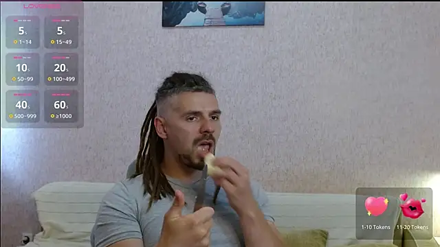 Aestheticguy101 webcam