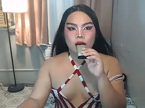 TSbrianaHugeCock webcam