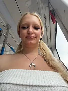 Mila_NoRules webcam