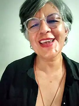 ilonna2025 webcam