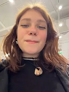 lucy-joy webcam