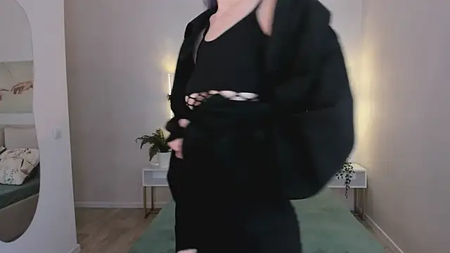 AuraLaunni webcam