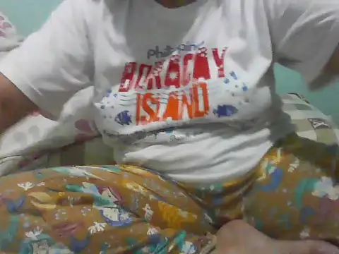 momshe2026 webcam