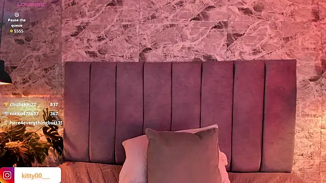 Moon__kittyy webcam
