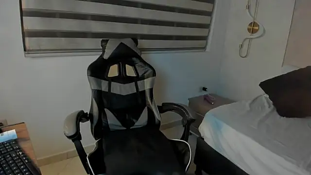 cami_greedy webcam