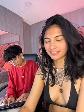 Velvet_Mysstic webcam