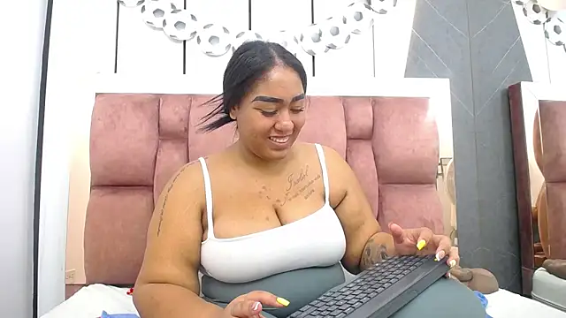 arianna_pearl webcam