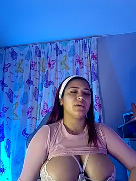 NicolleTaylor webcam