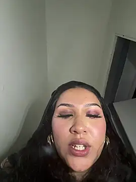Lickplayofficial webcam