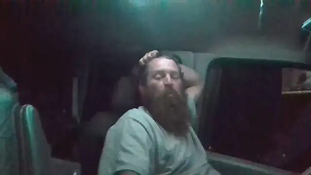 yourfavoritedaddy-2-4-69 (Ask my age) - Try to cum