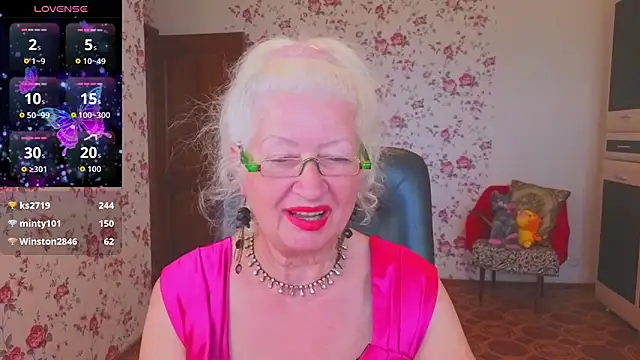 Maya_Mayflower webcam