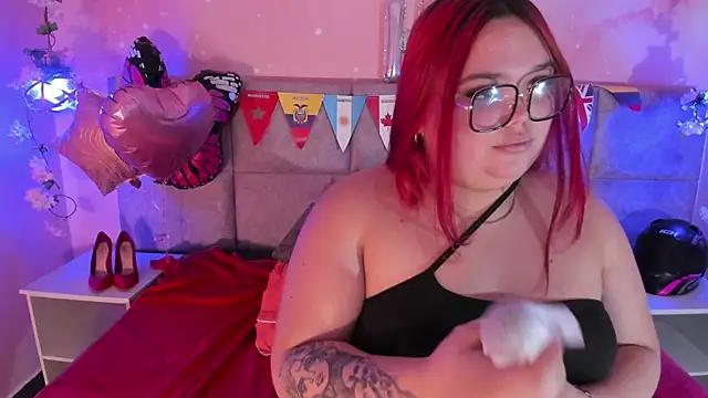 Lushi_Love webcam