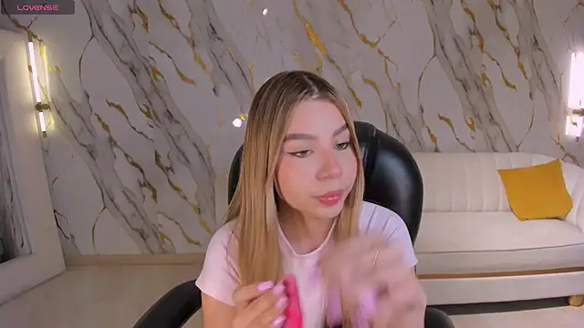 TiffannySins webcam
