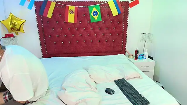 Jaden_and_sofia webcam